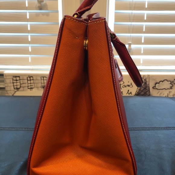 Authentic Prada Saffiano Bicolor Tote Bag - Picture 5 of 13